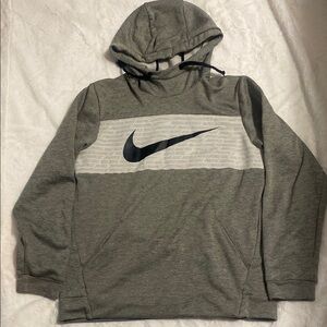 Men’s medium Nike hoodie
